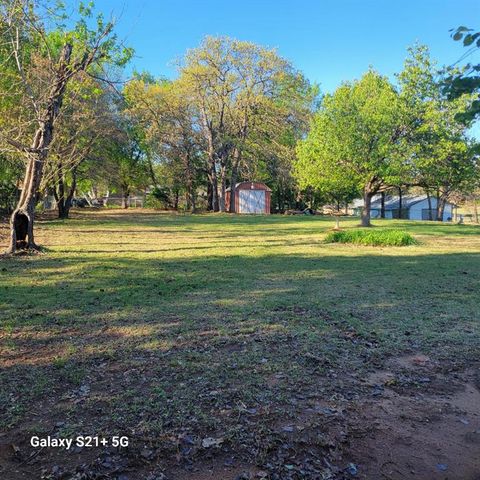 13727 Hummingbird Drive, Choctaw, OK 73020