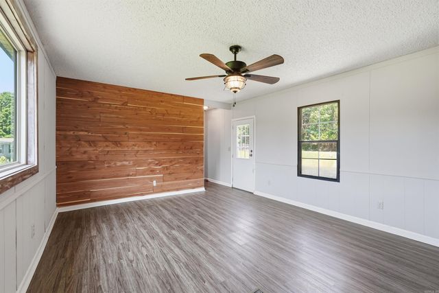 853 Covington Road, Ward, AR 72167