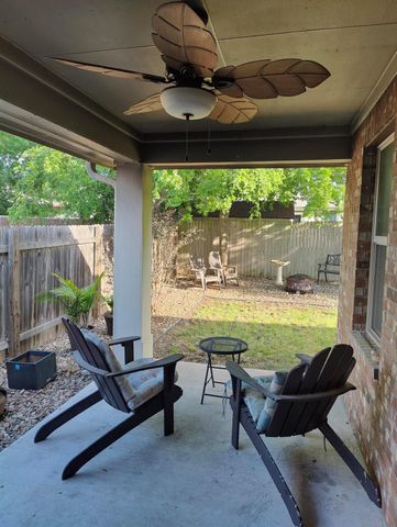 528 S Brook DR, Leander, TX 78641