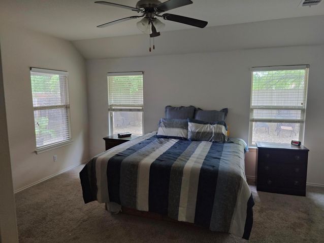 528 S Brook DR, Leander, TX 78641