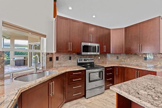 4933 CHARDONNAY Drive, Coral Springs, FL 33067