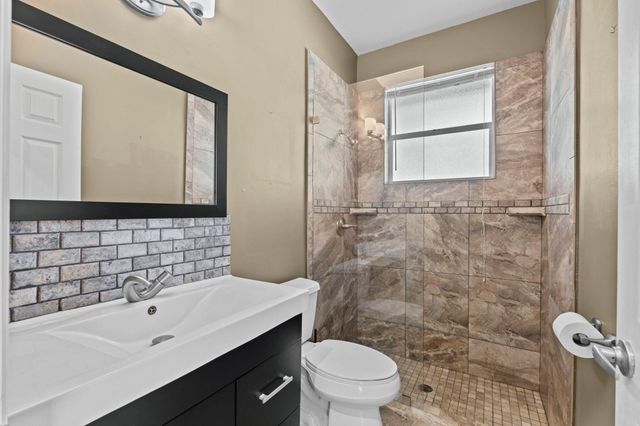 4933 CHARDONNAY Drive, Coral Springs, FL 33067