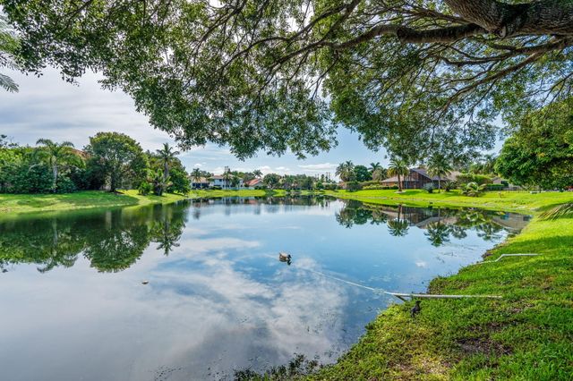 4933 CHARDONNAY Drive, Coral Springs, FL 33067