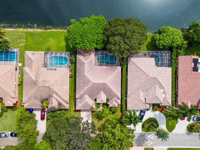 4933 CHARDONNAY Drive, Coral Springs, FL 33067