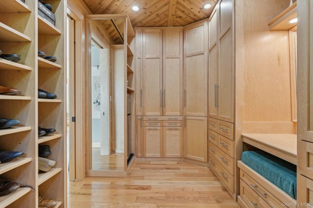 516 Asharoken Avenue, Northport, NY 11768