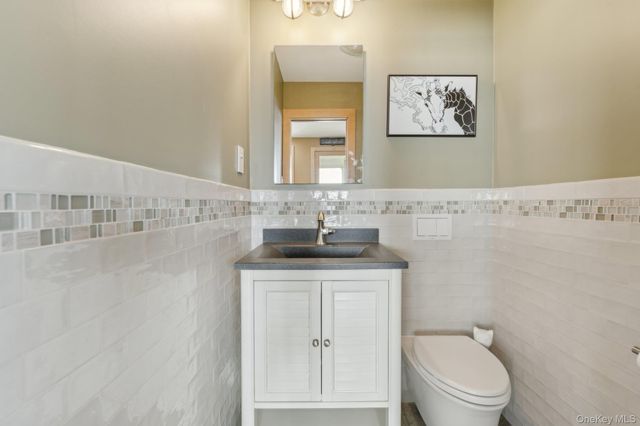 516 Asharoken Avenue, Northport, NY 11768