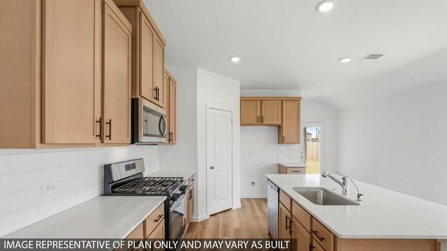 5101 Cooper Hawk Drive, Brookshire, TX 77423