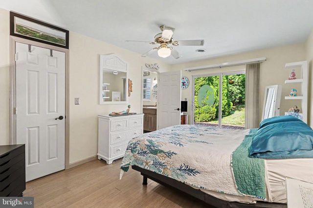 39 GREENSPRING DR, Mechanicsburg, PA 17050