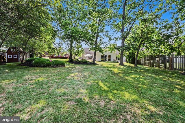 39 GREENSPRING DR, Mechanicsburg, PA 17050
