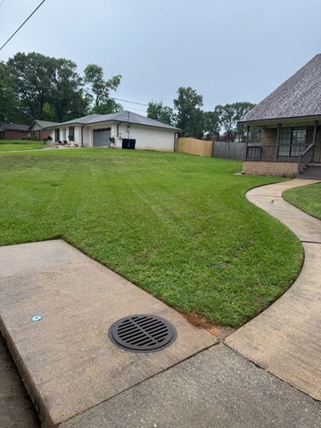 2801 Northridge Drive, Longview, TX 75605