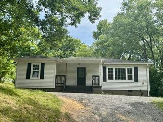 1040 6th Street, NE, Cleveland, TN 37311