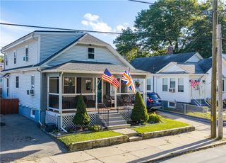 27 Cecile Street, Lincoln, RI 02865
