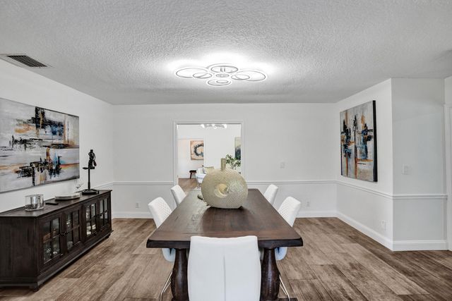 3640 NW 24th Way, Boca Raton, FL 33431