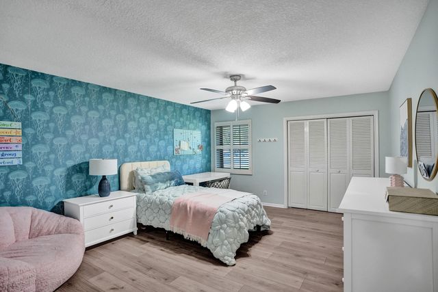 3640 NW 24th Way, Boca Raton, FL 33431