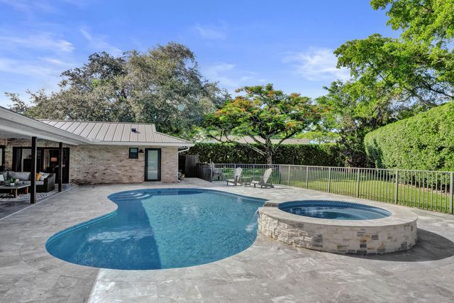 3640 NW 24th Way, Boca Raton, FL 33431