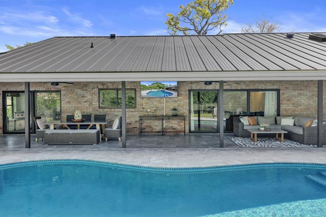 3640 NW 24th Way, Boca Raton, FL 33431