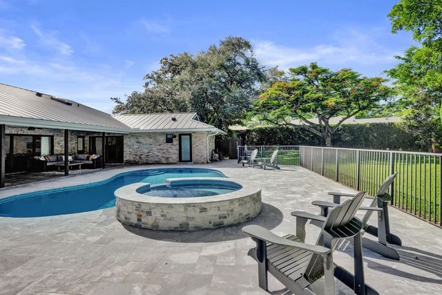 3640 NW 24th Way, Boca Raton, FL 33431