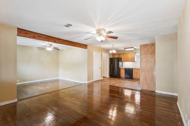 107 S Sheppard Drive, Euless, TX 76040