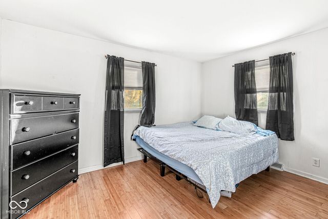 5727 Bar Del West Drive, Indianapolis, IN 46221