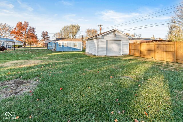 5727 Bar Del West Drive, Indianapolis, IN 46221