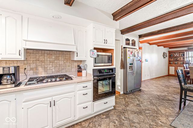 5727 Bar Del West Drive, Indianapolis, IN 46221