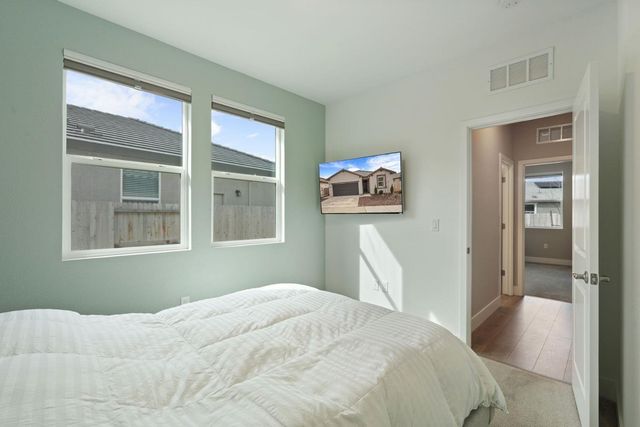 12248 Alamosa Dr, Rancho Cordova, CA 95742