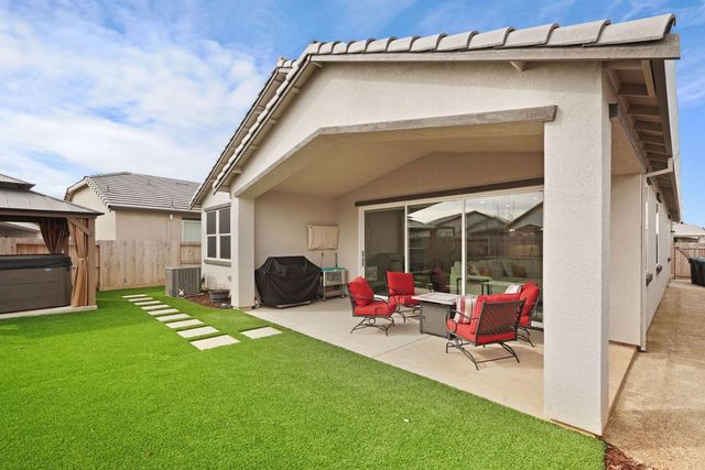 12248 Alamosa Dr, Rancho Cordova, CA 95742