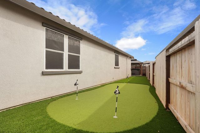 12248 Alamosa Dr, Rancho Cordova, CA 95742