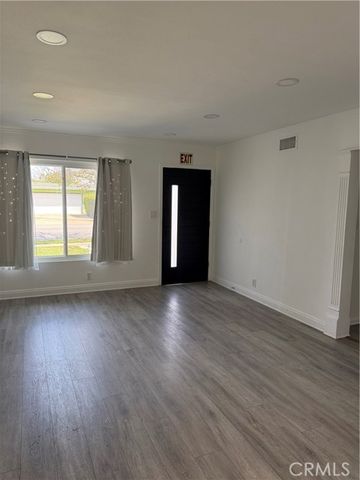 9422 Krepp Drive, Huntington Beach, CA 92646