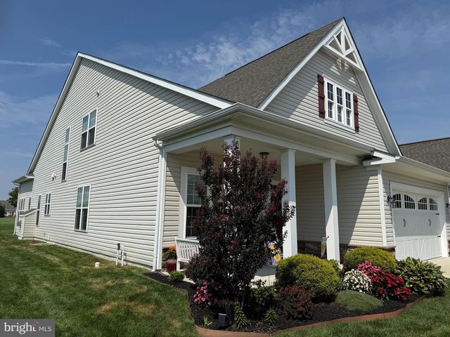 43 CHAMPIONS DR, Bridgeville, DE 19933
