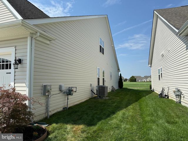 43 CHAMPIONS DR, Bridgeville, DE 19933