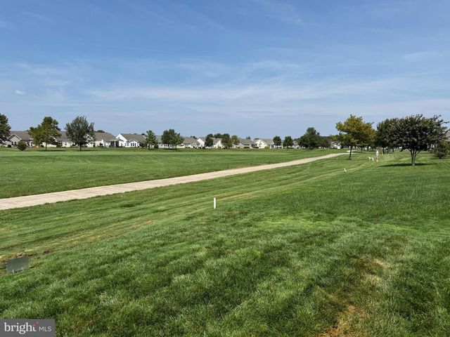 43 CHAMPIONS DR, Bridgeville, DE 19933