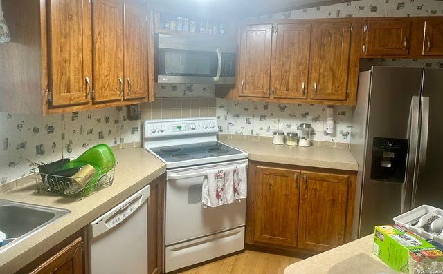 270 Buckhorn Dr, Canyon Lake, TX 78133