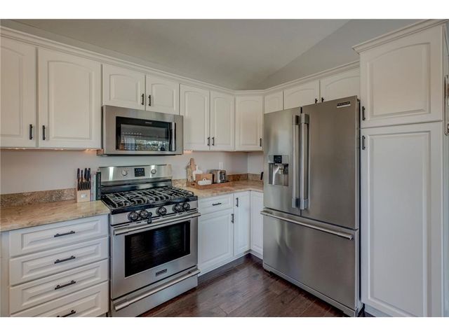 938 Waxon Lane, Hudson, WI 54016