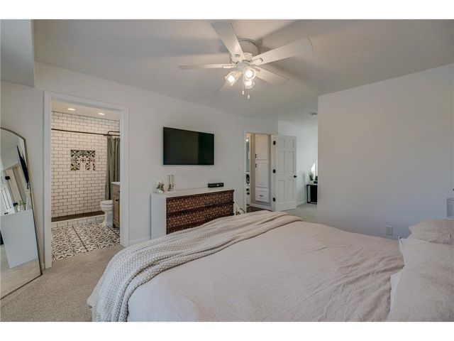 938 Waxon Lane, Hudson, WI 54016