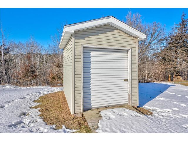 938 Waxon Lane, Hudson, WI 54016