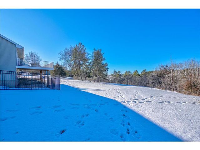 938 Waxon Lane, Hudson, WI 54016