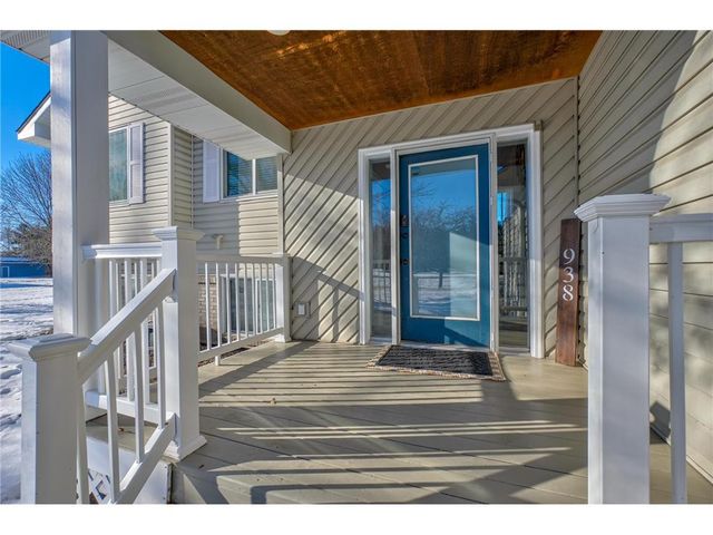 938 Waxon Lane, Hudson, WI 54016