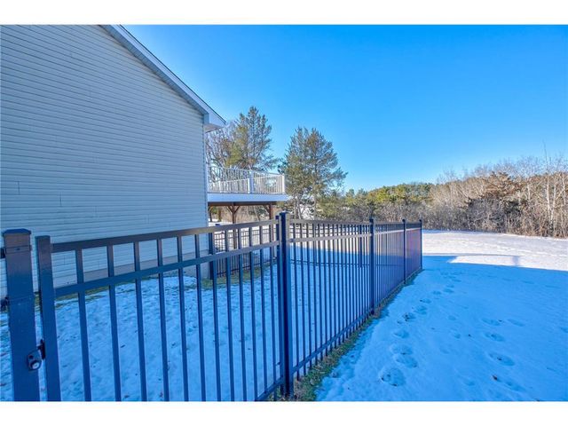 938 Waxon Lane, Hudson, WI 54016