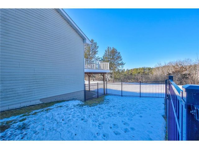 938 Waxon Lane, Hudson, WI 54016