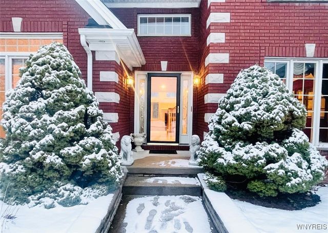 9688 Carmelo Court, Clarence, NY 14032