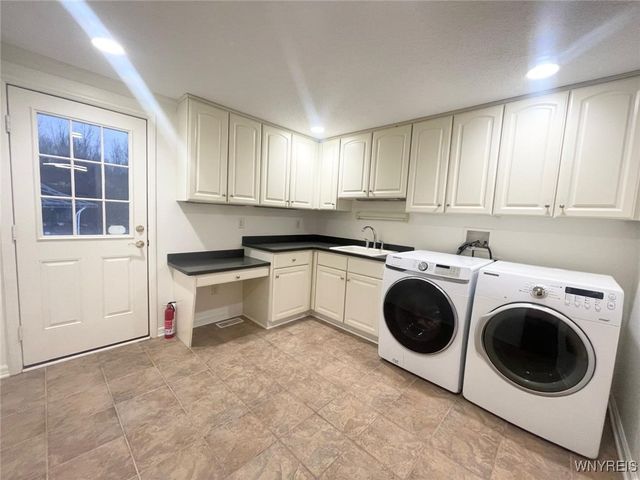 9688 Carmelo Court, Clarence, NY 14032