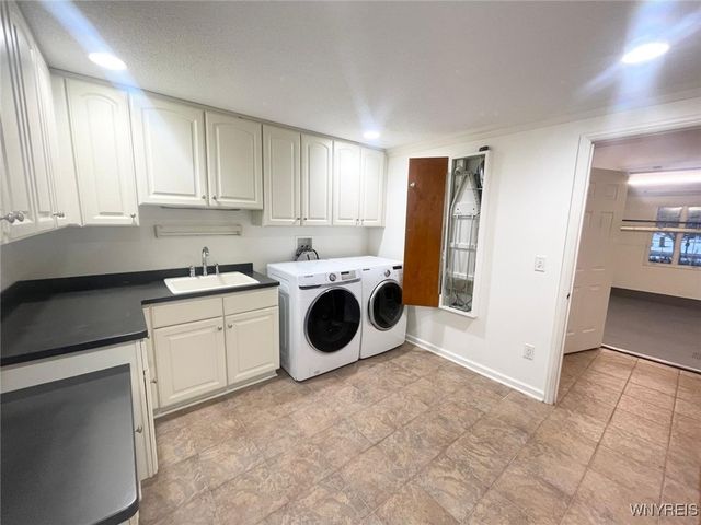 9688 Carmelo Court, Clarence, NY 14032