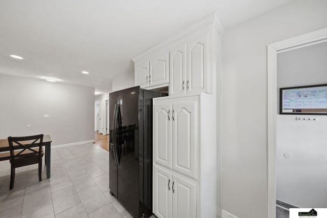 625 Sierra Drive, Lincoln, NE 68505