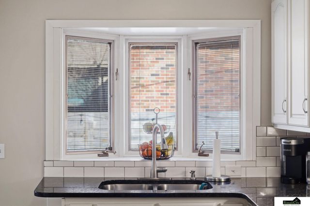 625 Sierra Drive, Lincoln, NE 68505