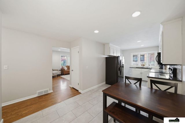 625 Sierra Drive, Lincoln, NE 68505