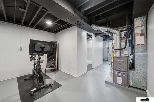 625 Sierra Drive, Lincoln, NE 68505