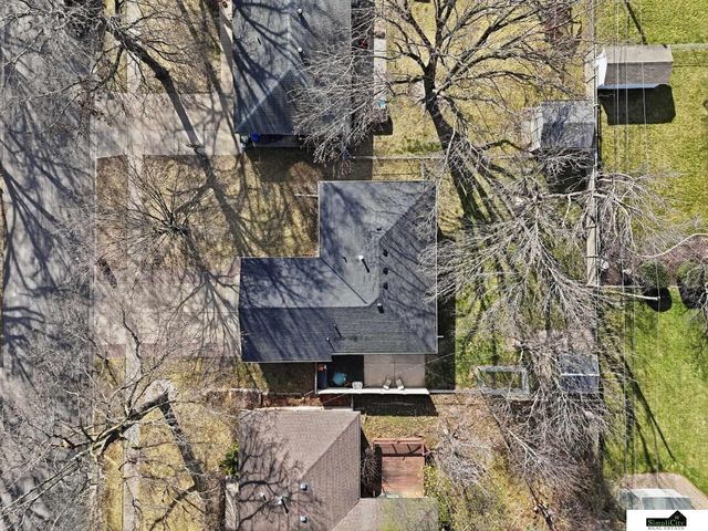 625 Sierra Drive, Lincoln, NE 68505