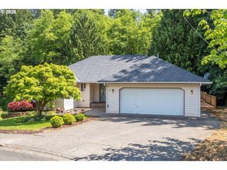 8 AMMONS Ln, Longview, WA 98632