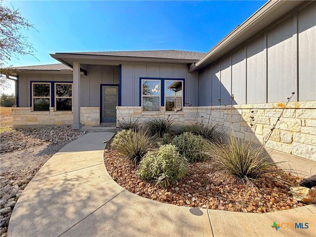 381 Monarch, Canyon Lake, TX 78133